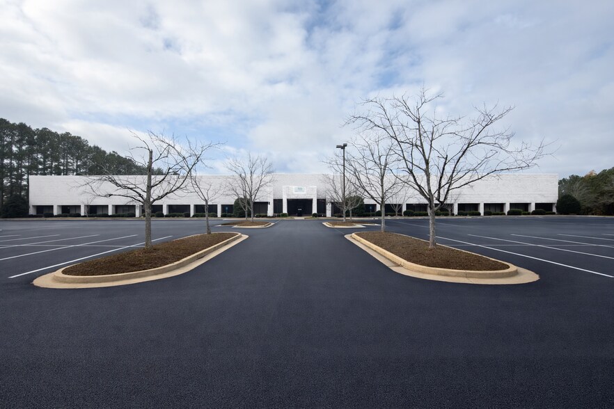 More Photos Of 1446 Rock Mountain Blvd, Stone Mountain Manufacturing For Lease