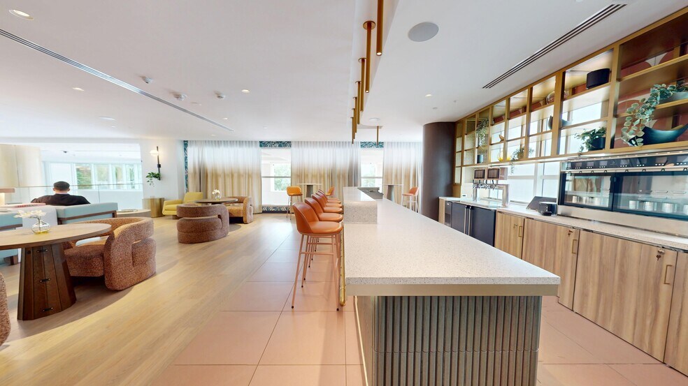 More Photos Of 2601 S Bayshore Dr, Coconut Grove Office For Lease