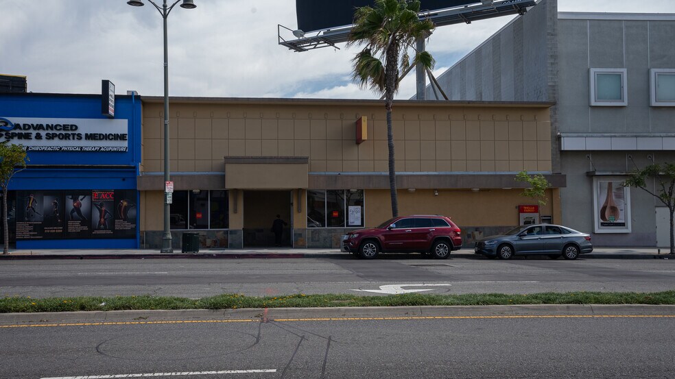 More Photos Of 8814-8816 S Sepulveda Blvd, Los Angeles Loft Creative Space For Lease