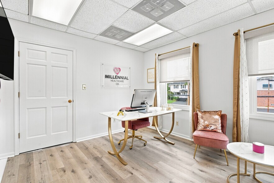 More Photos Of 33610 Solon Rd, Solon Office For Sale