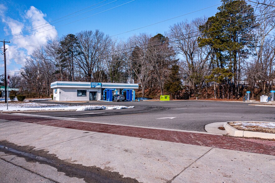 More Photos Of 516 14th st, West Point Carwash For Sale