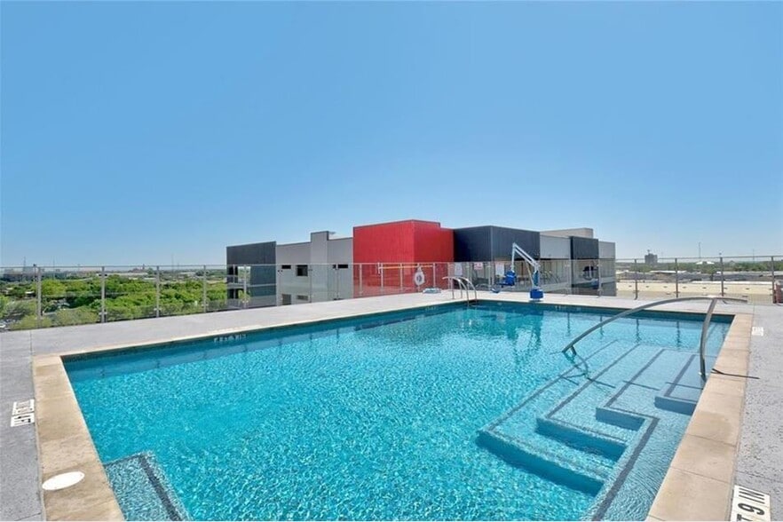 More Photos Of 4361 S Congress Ave, Austin Apartments For Sale