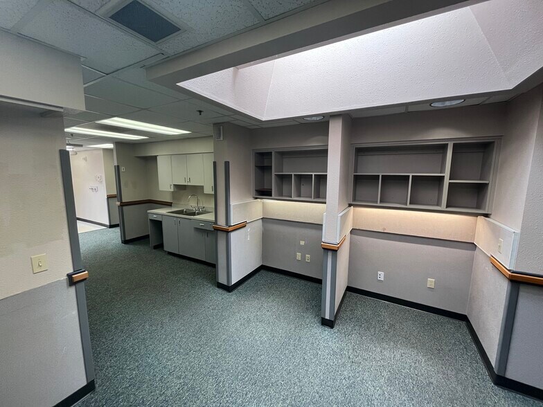 More Photos Of 1219 Applegate St, Philomath Medical For Lease