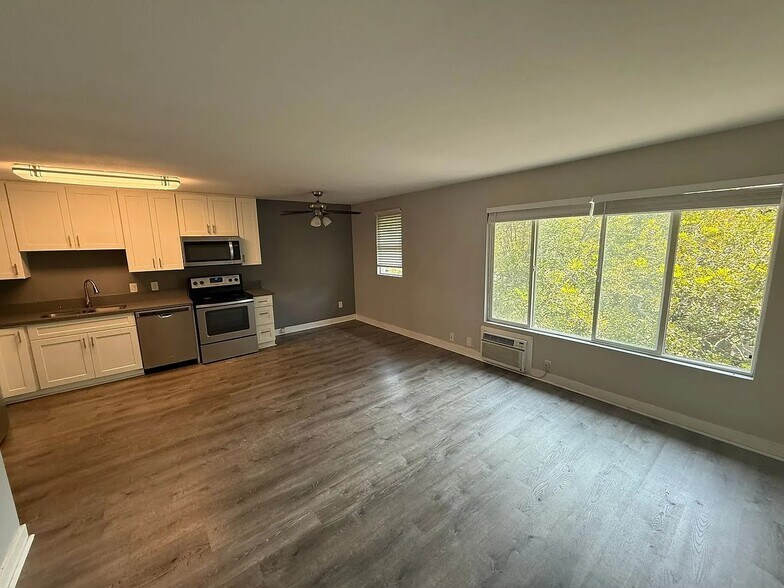 More Photos Of 532 Richmar Ave, San Marcos Apartments For Sale