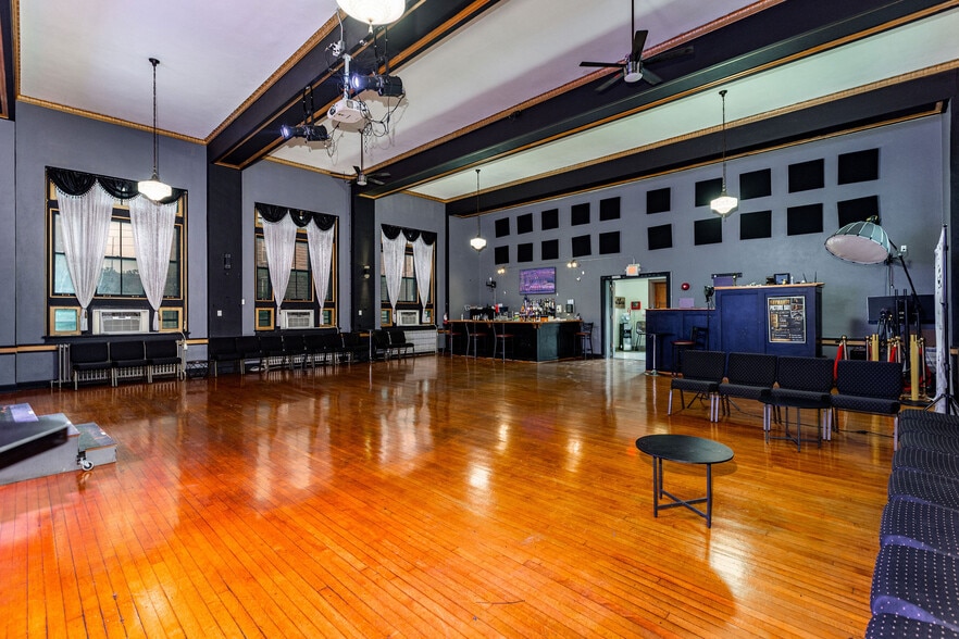 More Photos Of 6819 Vine St, Cincinnati Lodge Meeting Hall For Sale