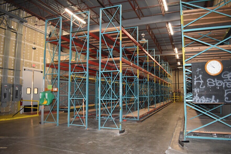 More Photos Of 10777 W 6th Ave, Lakewood Storefront For Lease