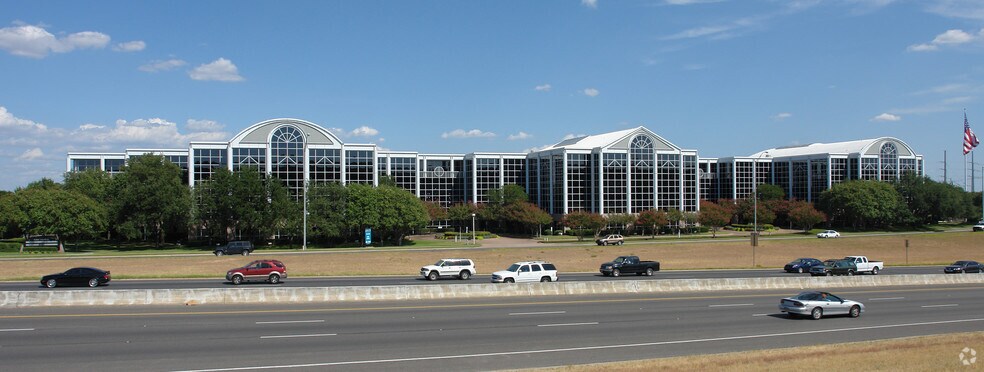 More Photos Of 8303 N Mopac Expy, Austin Office For Lease