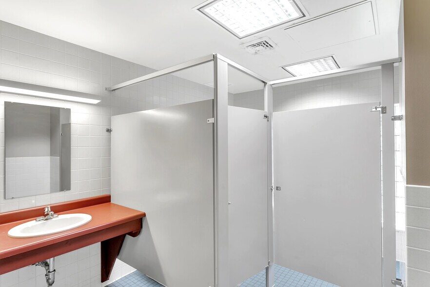 More Photos Of 4200 Triangle Ln, Murrysville Office For Lease