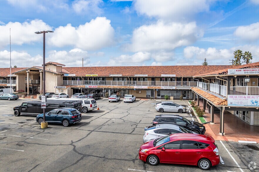 More Photos Of 2917-2999 Fulton Ave, Sacramento Office Residential For Lease