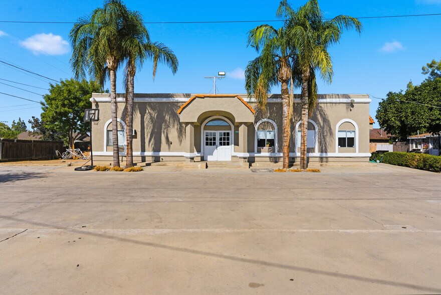 More Photos Of 375 C St, Arvin Specialty For Sale