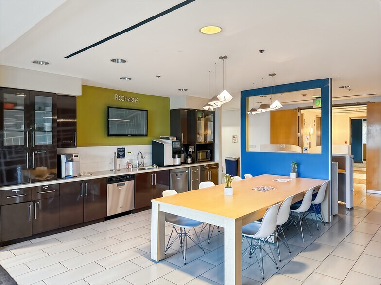 More Photos Of 400 Continental Blvd, El Segundo Coworking Space