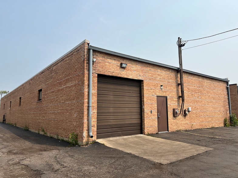 More Photos Of 50 Joey Dr, Elk Grove Village Warehouse For Sale