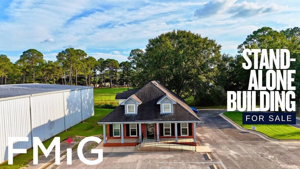 Primary Photo Of 4313 Downtowner Loop S, Mobile Bank For Sale