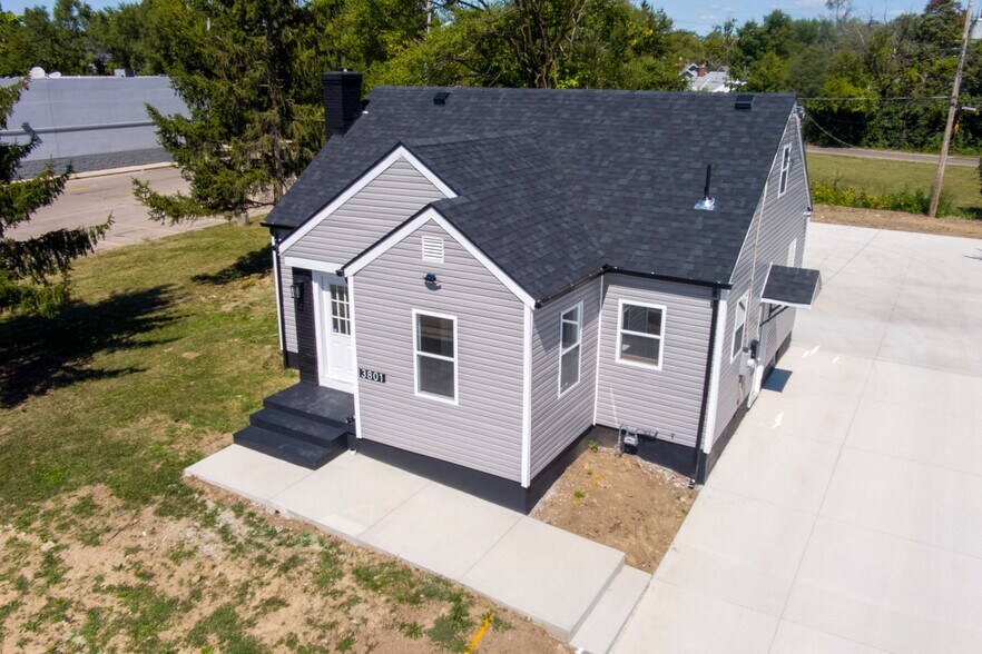 More Photos Of 3801 Salem Ave, Dayton Office For Sale