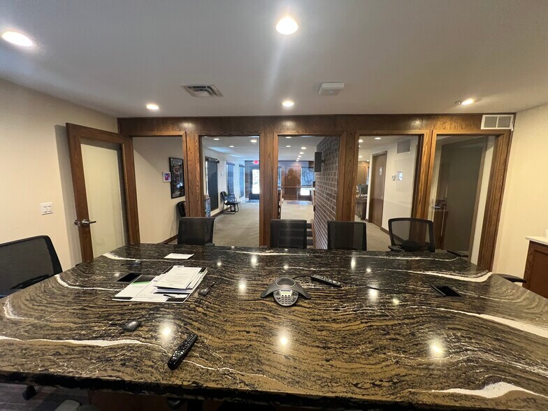 More Photos Of 2109 S Broadway, Rochester Office For Sale