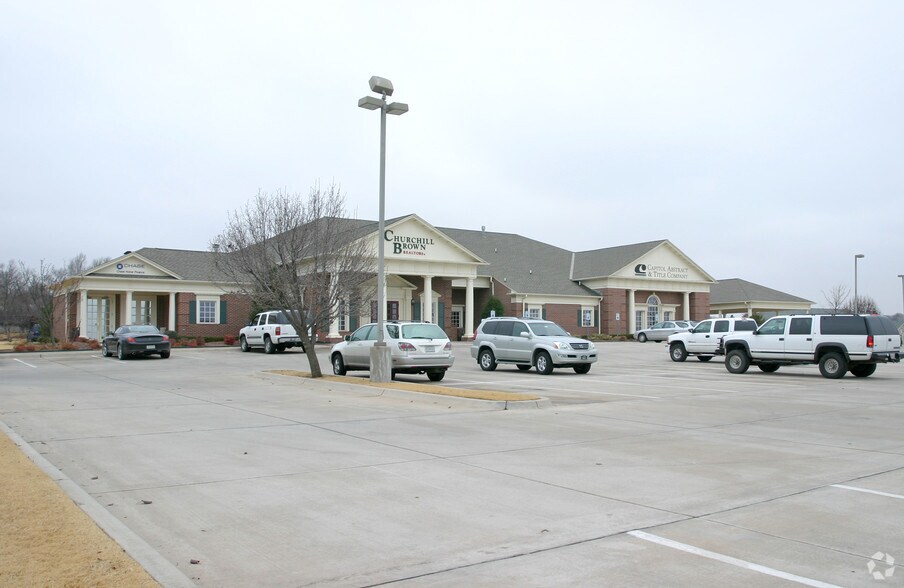 More Photos Of 201 N Bryant Ave, Edmond Office For Sale