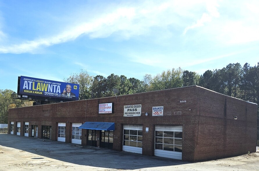 Primary Photo Of 5449 Covington Hwy, Decatur Auto Repair For Sale
