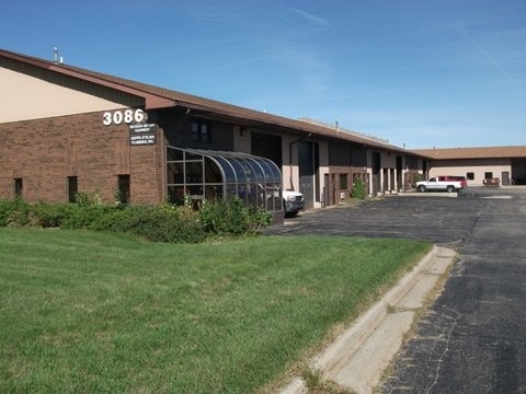 More Photos Of 3086 Dixie Ave SW, Grandville Manufacturing For Lease