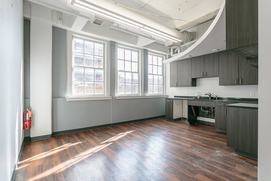 More Photos Of 339 East Ave, Rochester Office For Lease