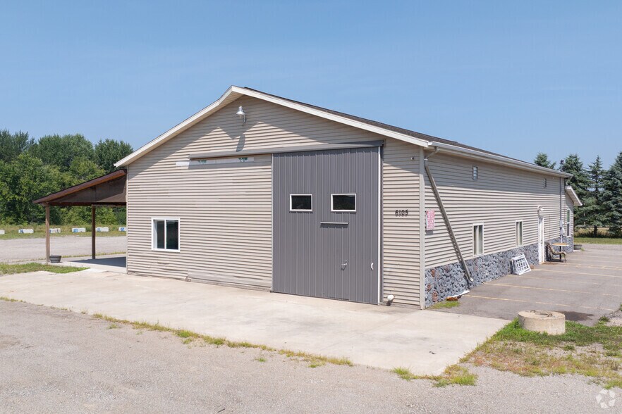 More Photos Of 6105 SE Paris Ave, Caledonia Warehouse For Sale