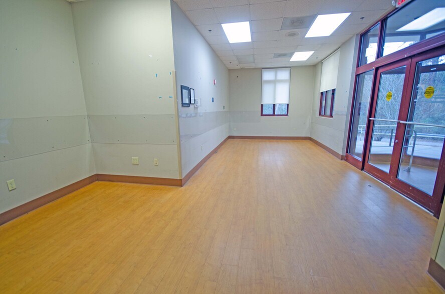 More Photos Of 1922 K M Wicker Memorial Dr, Sanford Medical For Lease