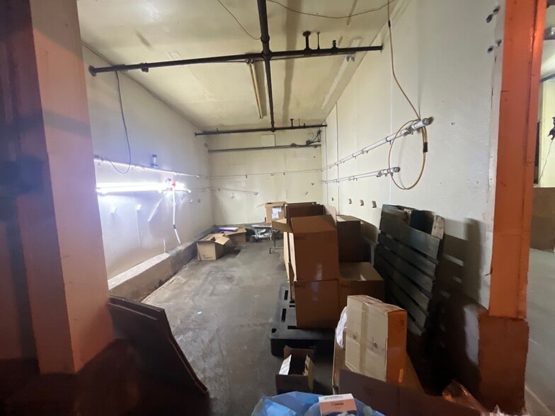 More Photos Of 1300-1344 S Front St, Philadelphia Warehouse For Sale