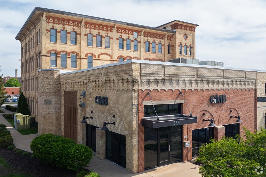 More Photos Of 560 5th St NW, Grand Rapids Medical For Lease