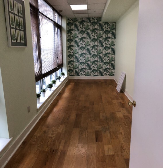 More Photos Of 200 Franklin St, Brooklyn Apartments For Lease