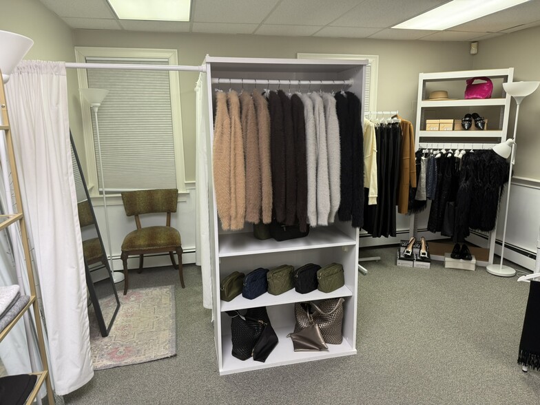 More Photos Of 23 Sandwich St, Plymouth Freestanding For Lease