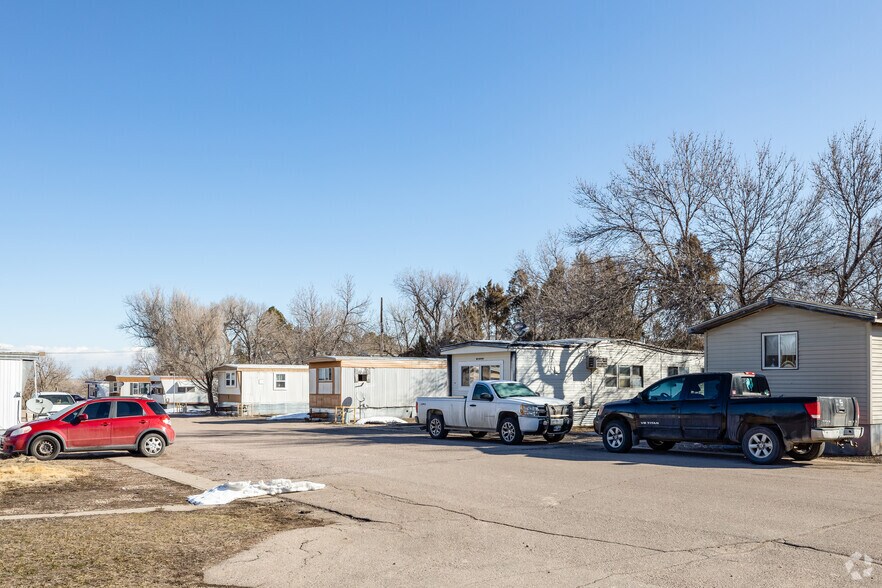 More Photos Of 1010 Maple St, Chadron Manufactured Housing Mobile Home Park For Sale