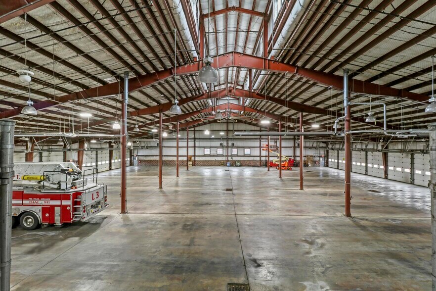 More Photos Of 315 Northampton St, Kingston Industrial For Sale