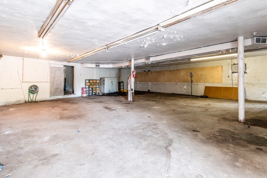 1854 Colonel Glenn Hwy, Beavercreek, OH 45324 Auto Repair For Sale