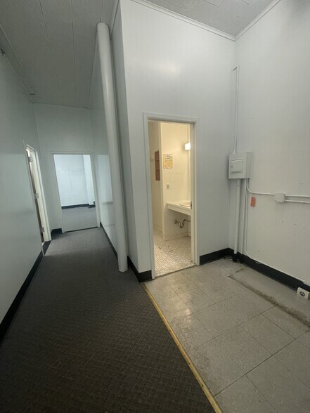 More Photos Of 317 S Broadway, Yonkers Office For Sale