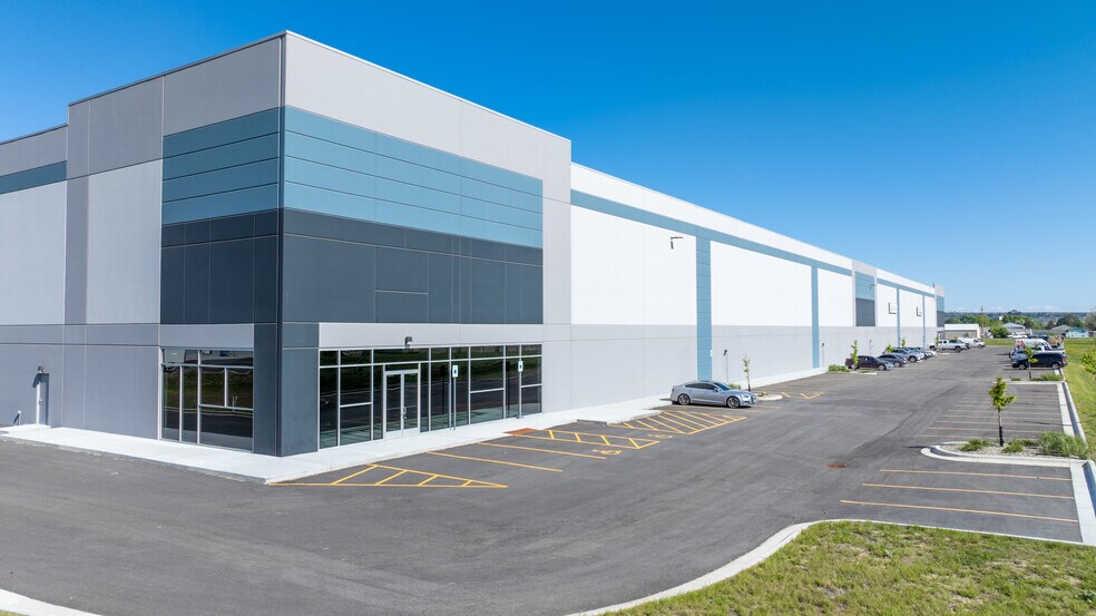 More Photos Of 3218 S Frontage Rd, Billings Distribution For Lease