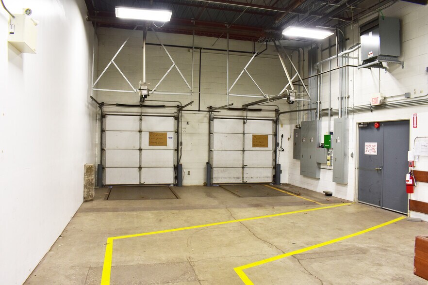 More Photos Of 1818 Milton Ave, Janesville Freestanding For Lease