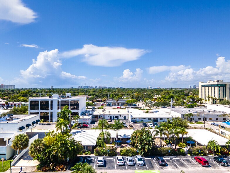 More Photos Of 2648 NE 32nd St, Fort Lauderdale Hotel For Sale