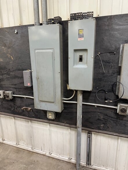 More Photos Of 31A Town Forest Rd, Oxford Warehouse For Lease