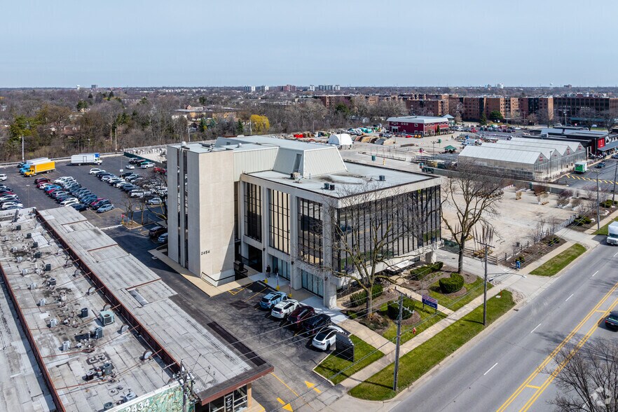 More Photos Of 2454 E Dempster St, Des Plaines Medical For Lease