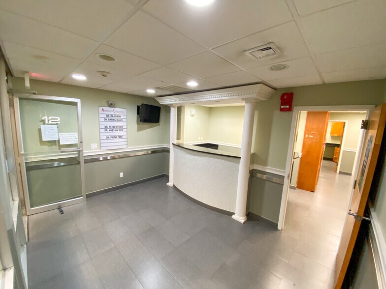 More Photos Of 250 Patchogue Yaphank Rd, East Patchogue Medical For Sale