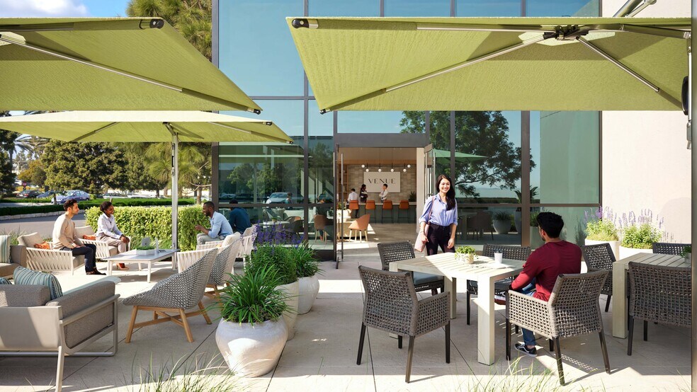 More Photos Of 3200 Bristol St, Costa Mesa Office For Lease