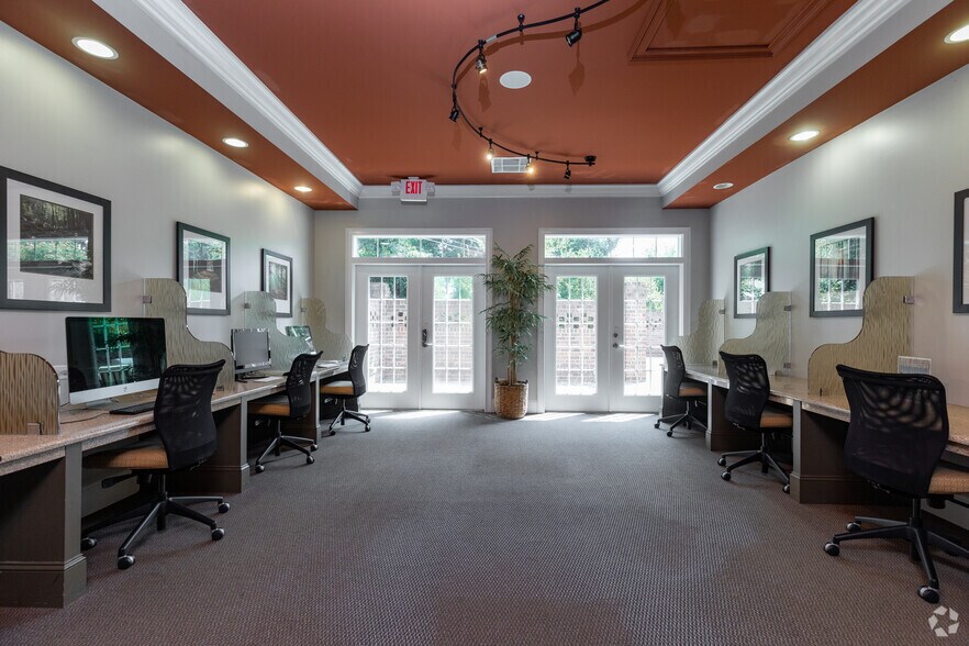 More Photos Of 1831 Quantum Ln, Winston-Salem Apartments For Sale