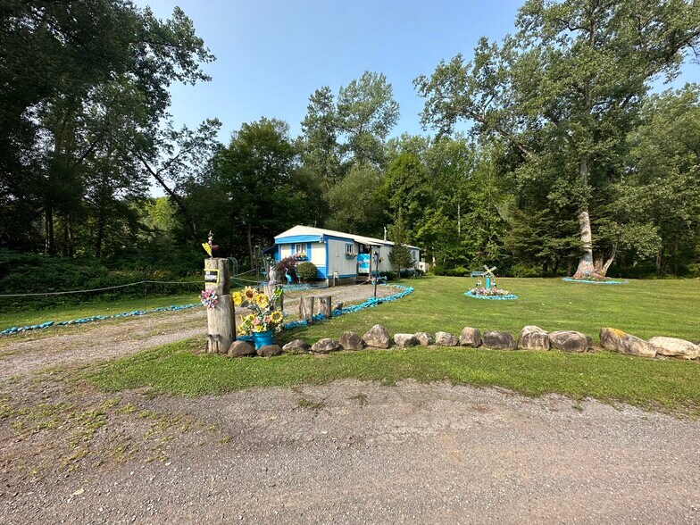 More Photos Of 8114 State Rd, Colden Manufactured Housing Mobile Home Park For Sale