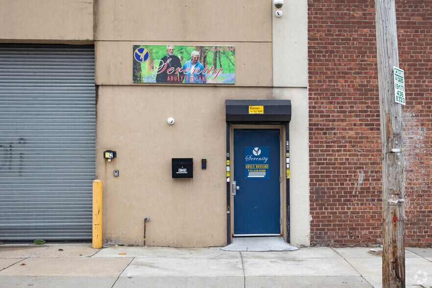 More Photos Of 9720 99th St, Ozone Park Service For Lease