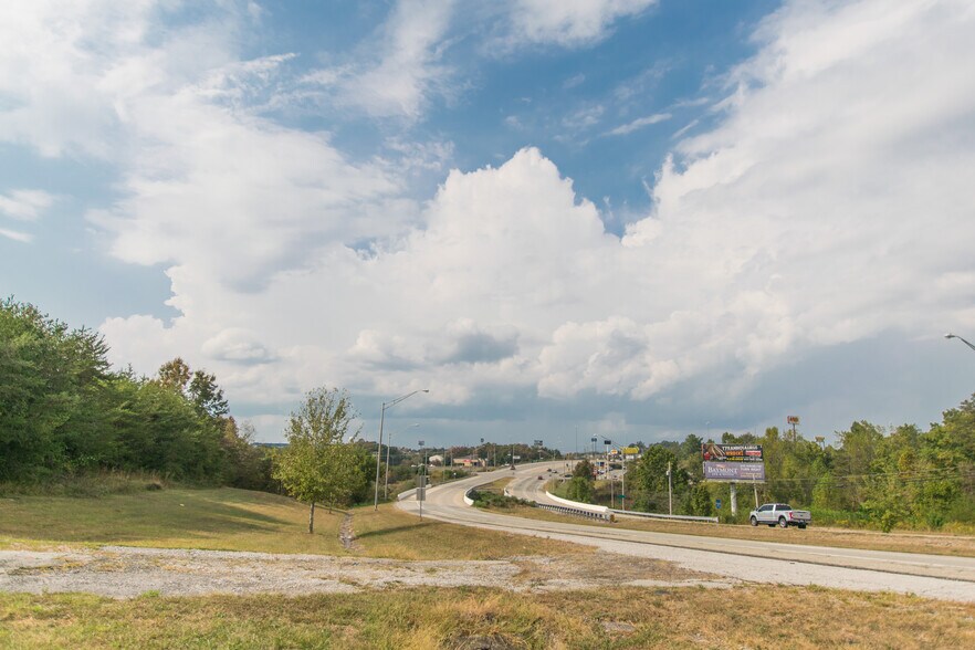 More Photos Of N Main St @ Crossroads Drive, Crossville Land For Sale