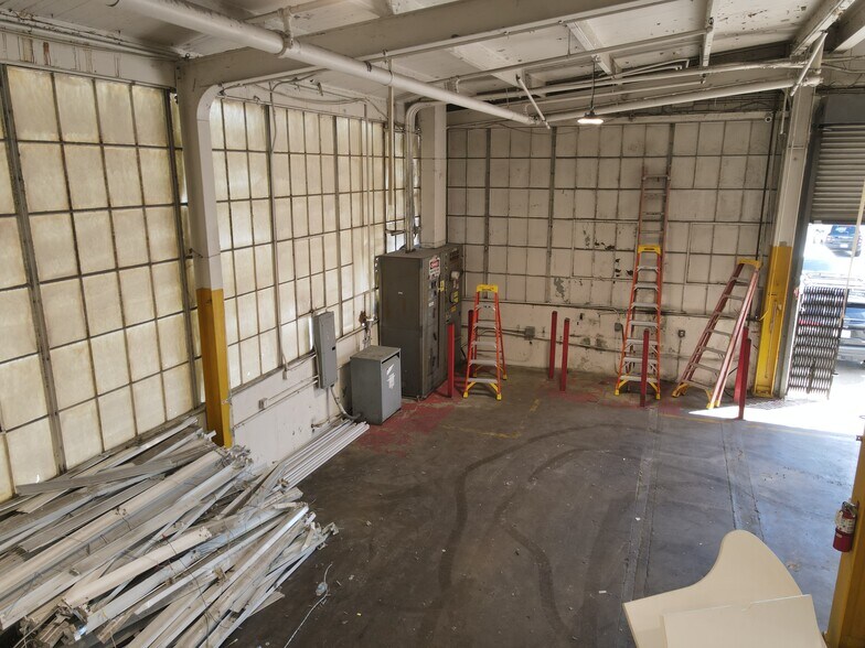 More Photos Of 3850 Santa Fe Ave, Vernon Manufacturing For Lease
