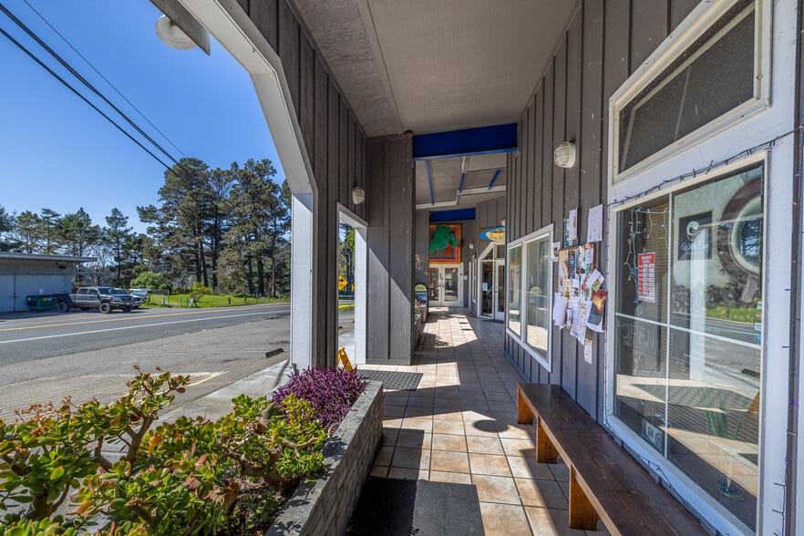 More Photos Of 35507 S Highway 1, Gualala Storefront Retail Office For Sale