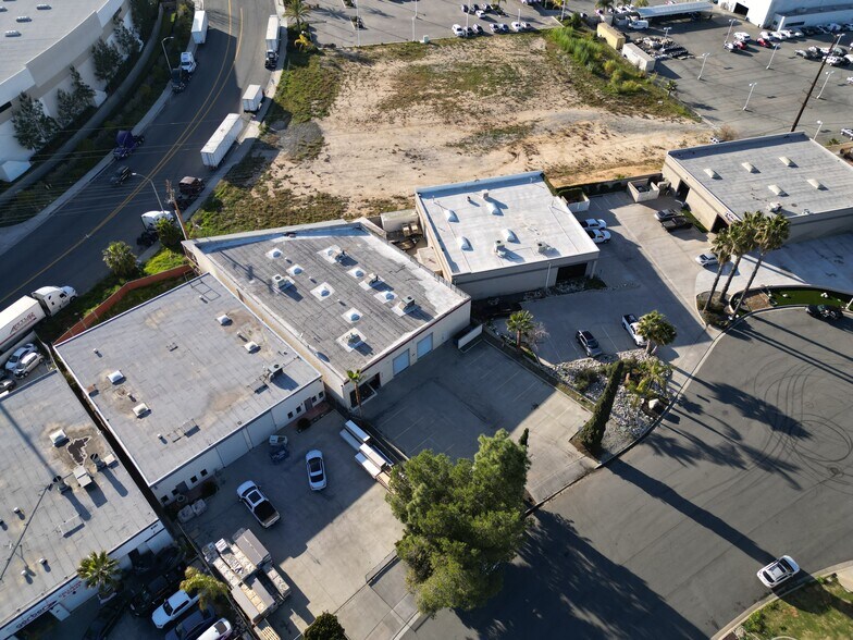 More Photos Of 6131 Quail Valley Ct, Riverside Manufacturing For Lease