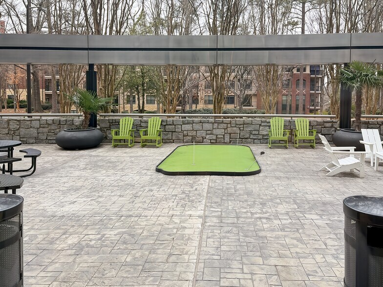 More Photos Of 303 Perimeter Ctr N, Atlanta Coworking Space