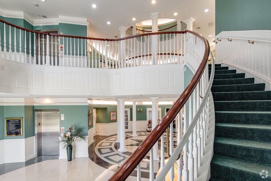 More Photos Of 101 Charles St, La Plata Medical For Lease