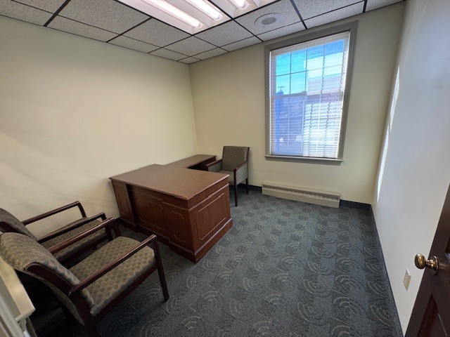 More Photos Of 530 Broadway, East Liverpool Bank For Sale